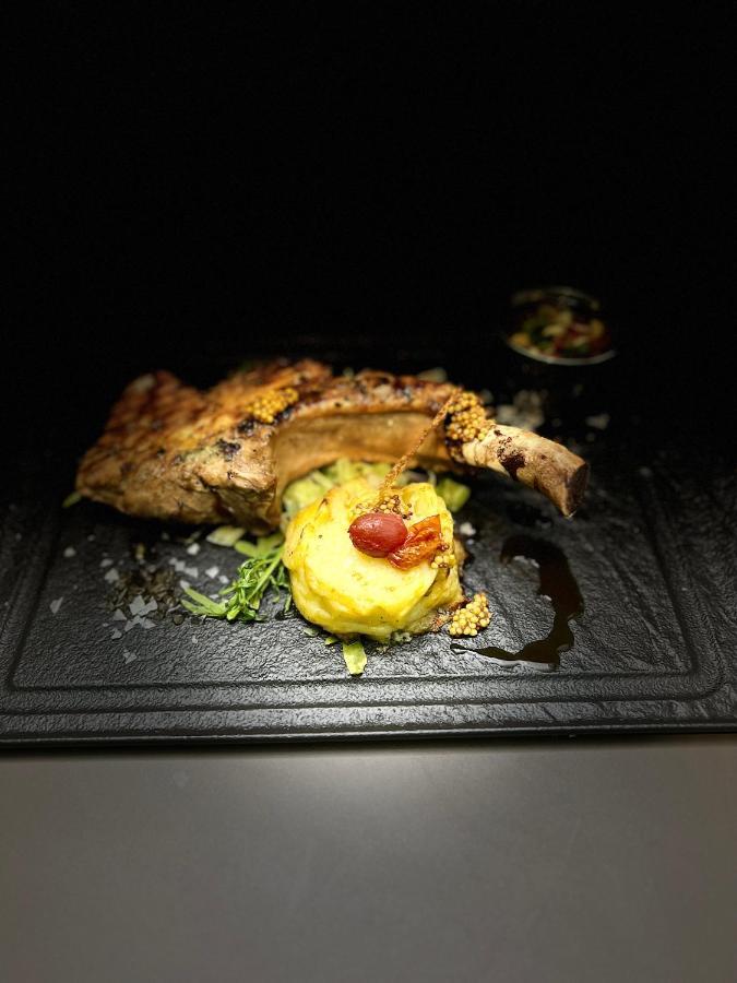 Pensión Vega Restaurant & Orşova