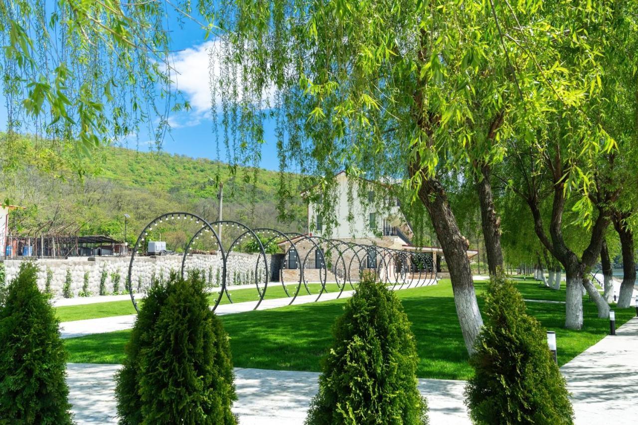 בית הארחה Vega Restaurant &